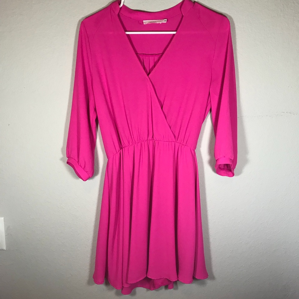 Pink V-neck dress!
